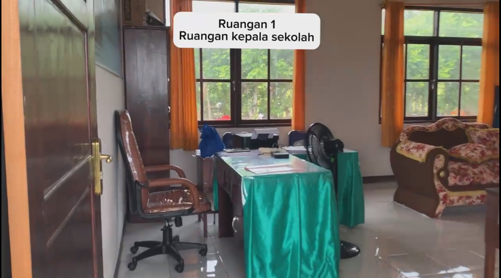 Ruangan Kepala Sekolah